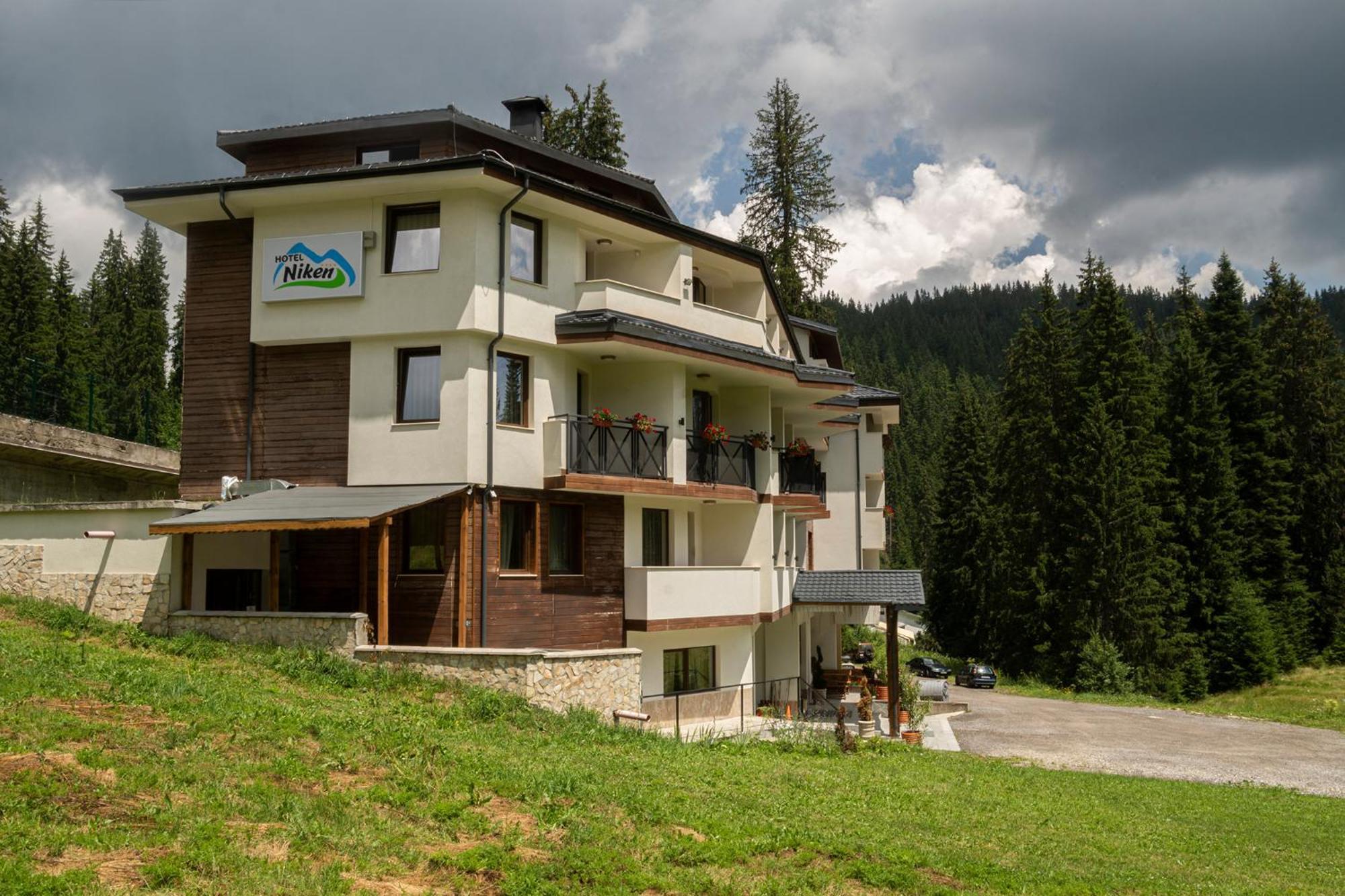 Hotel Niken Pamporovo Ngoại thất bức ảnh